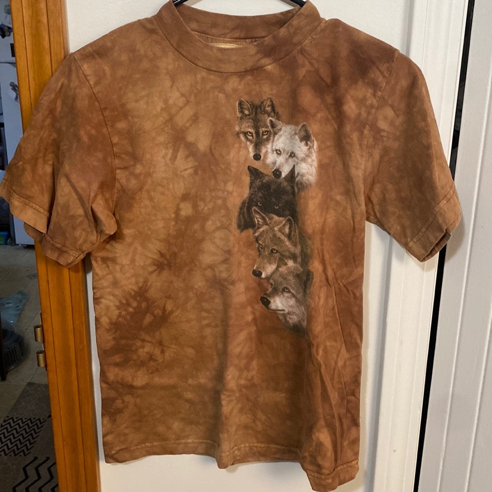 VTG The Mountain wolf tee